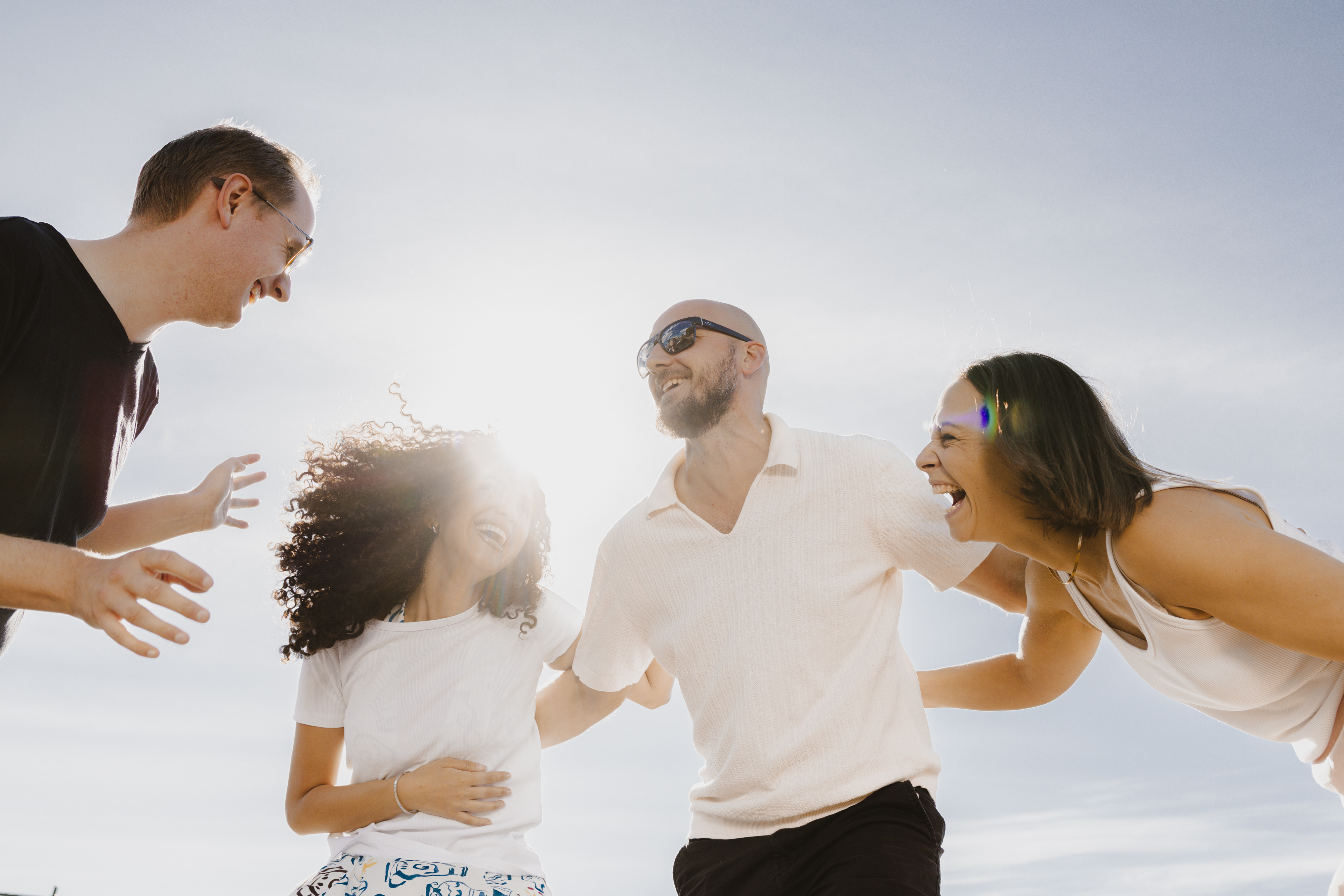 4 studenter to gutter og to jenter