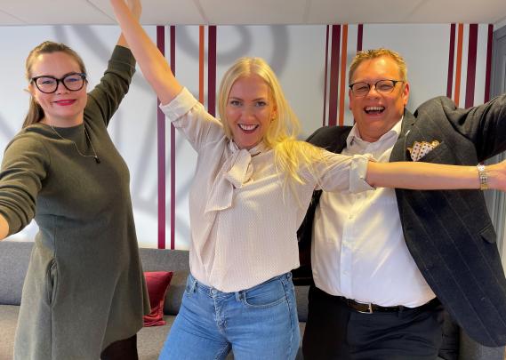 Forbundsledelsen er hoppende glade! F.v. Silje Naustvik, Lill Sverresdatter Larsen og Kai Øyvind Brenden.