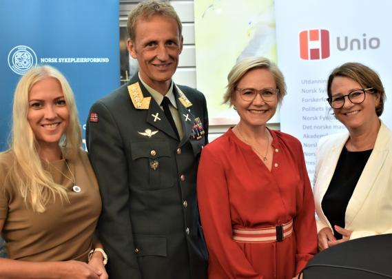 Sverresdatter Larsen, Kjerkol, Kristoffersen og Trøen