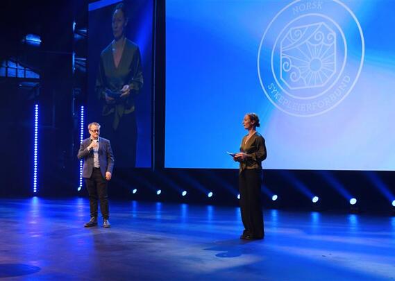 andre nestleder Gro Lillebø sammen med KI-ekspert Morten Goodwin