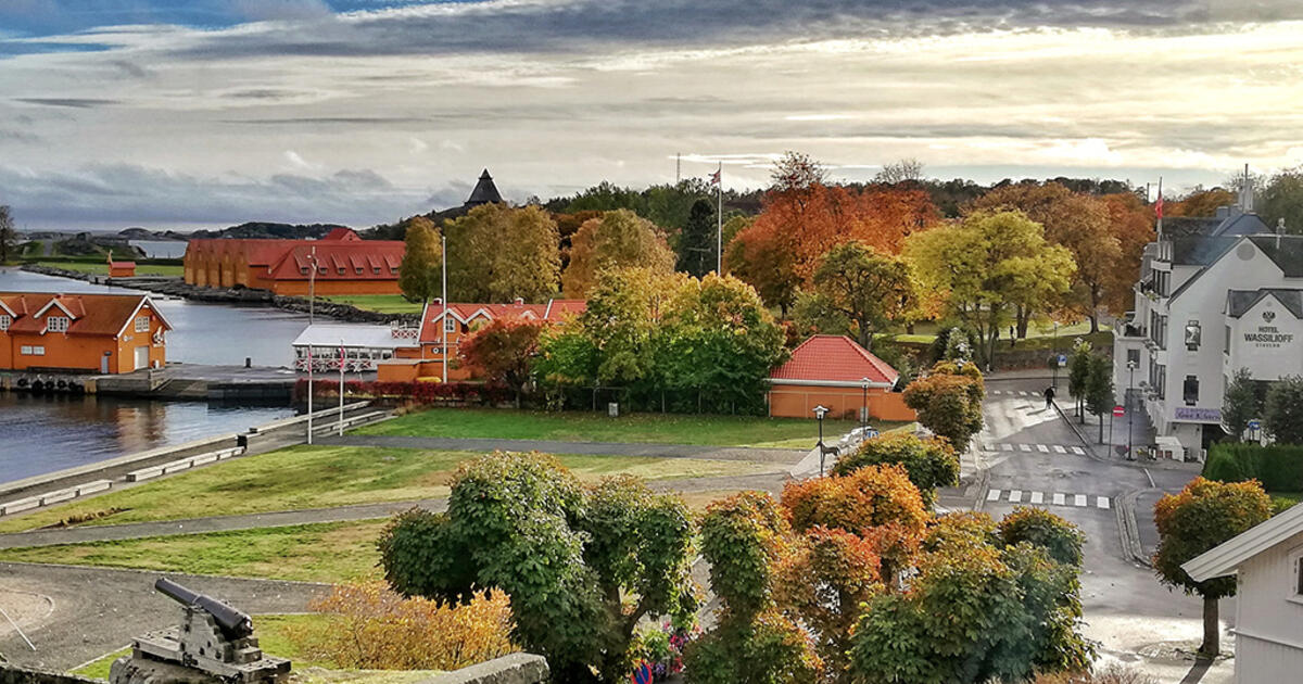 Bli med på sommertur til Stavern