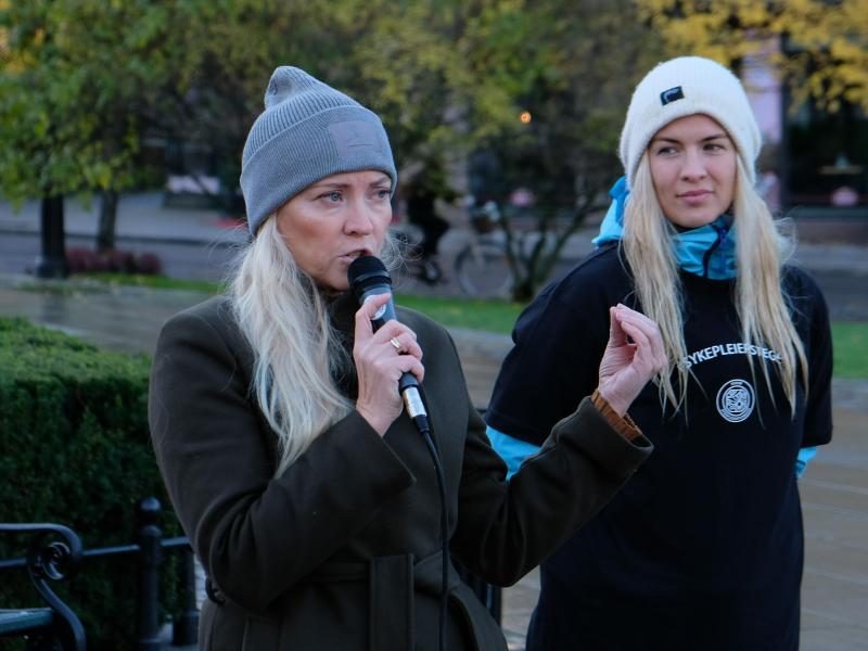 Lill Sverresdatter Larsen og  Edel Marlèn Taraldsen