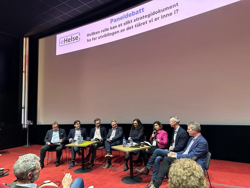 Paneldebatt på konferansen e-helse 2023