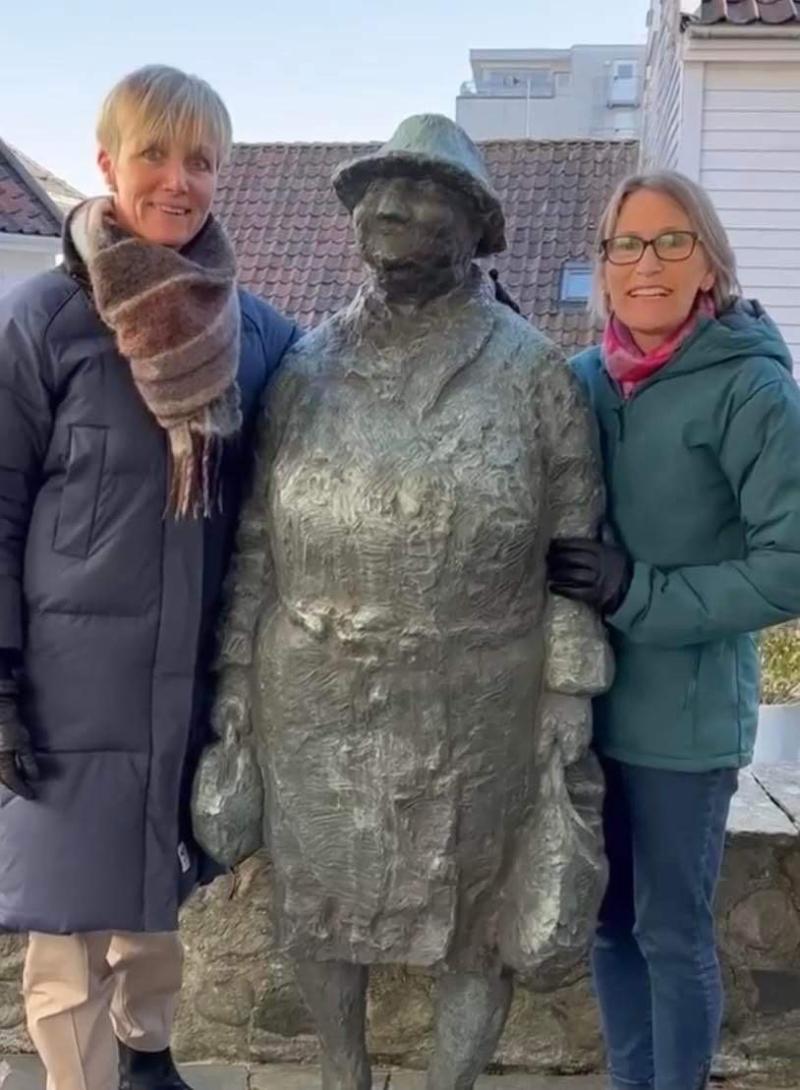 Siri Rugland Ree, fylkesnestleder, Torgkånå, Aud Hølland Riise, fylkesleder