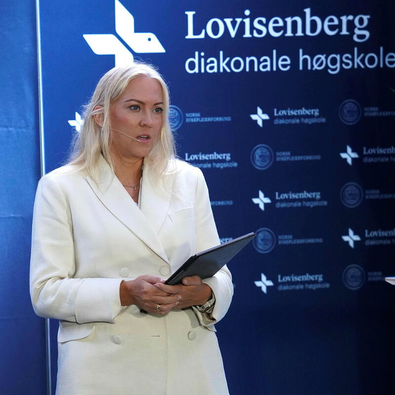 Lill Sverresdatter Larsen Lill Sverresdatter Larsen