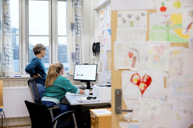 Helsesykepleiere i skolehelsetjenesten på Kampen skole i Oslo